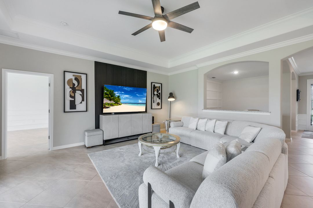 19302 Elston Wy, Estero, FL 33928