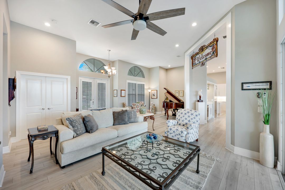 27154 Harbor Dr, Bonita Springs, FL 34135