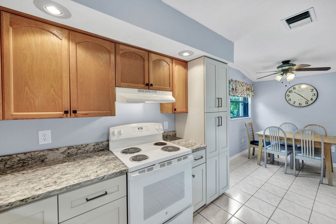 18200 Elmwood Dr, Alva, FL 33920