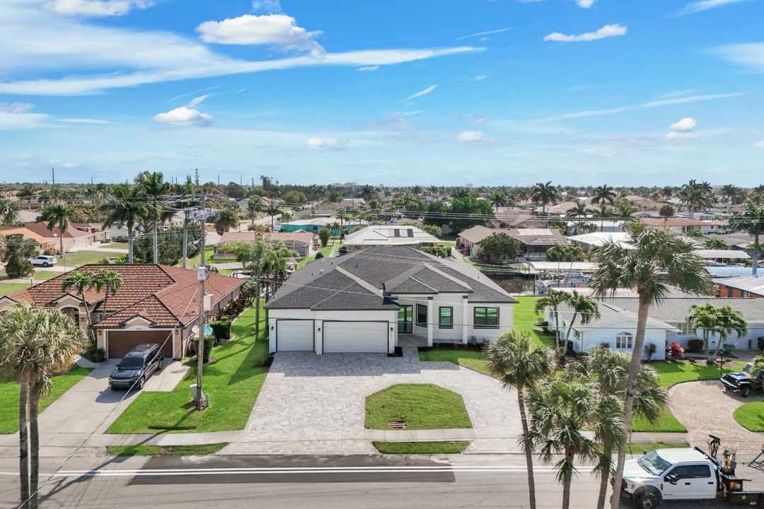 4817 Pelican Blvd, Cape Coral, FL 33914