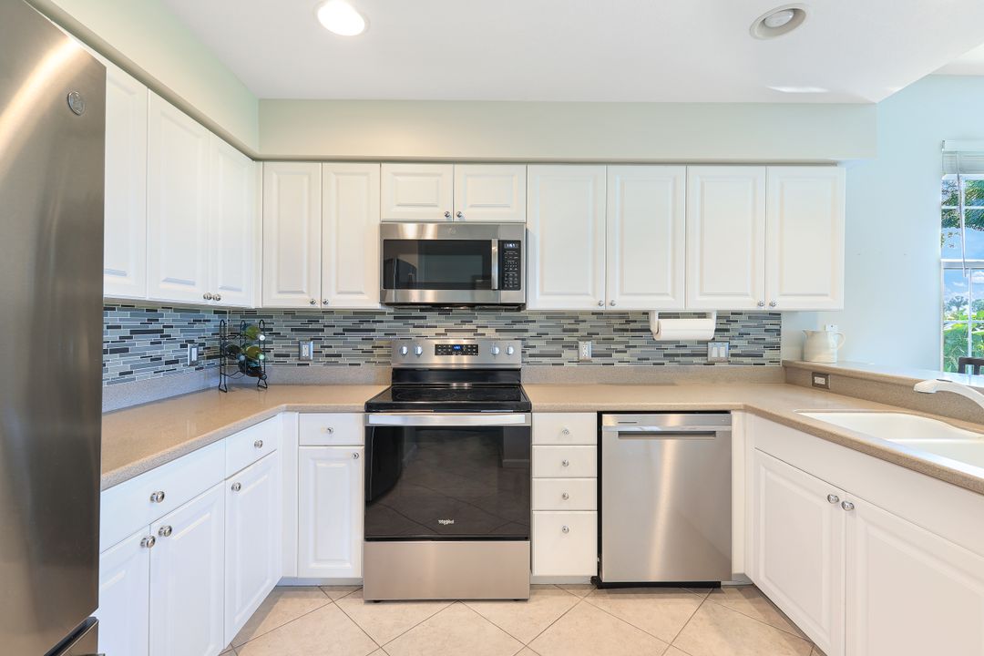 9211 Palmetto Ridge Dr #101, Bonita Springs, FL 34135