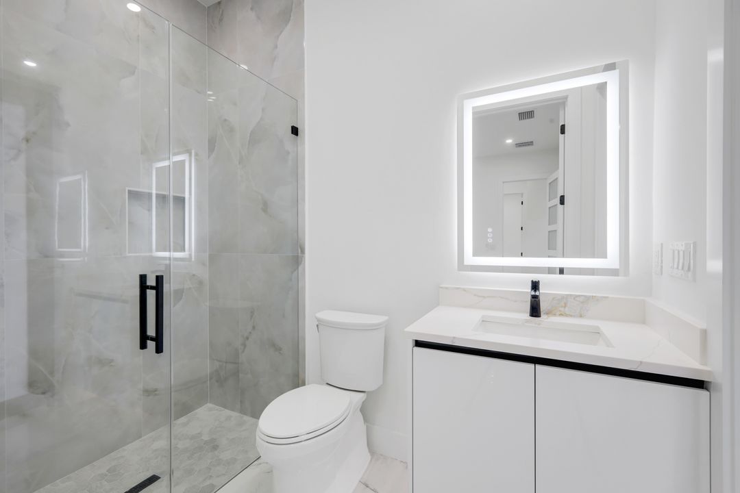 126 NW 25th St, Cape Coral, FL 33993