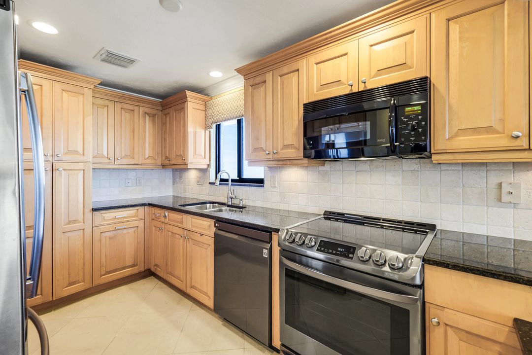 26171 Hickory Blvd #10a, Bonita Springs, FL 34134