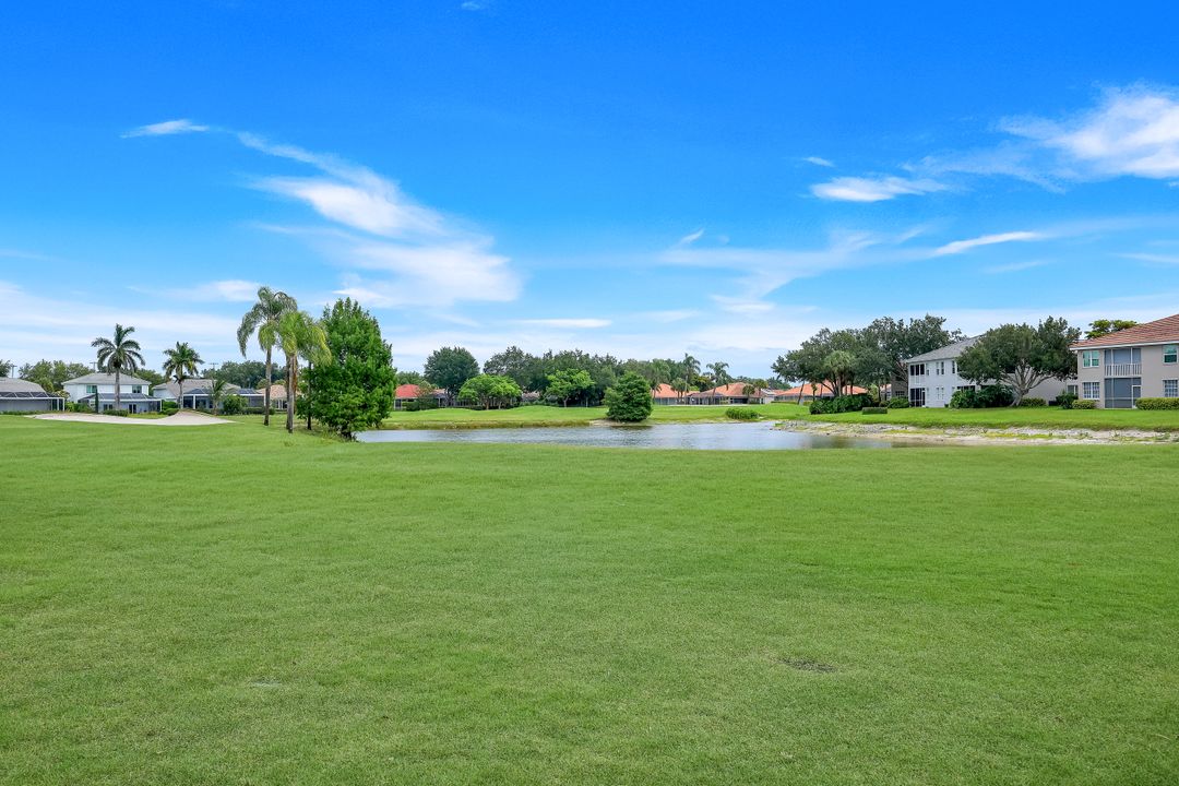 2237 Heritage Greens Dr, Naples, FL 34119