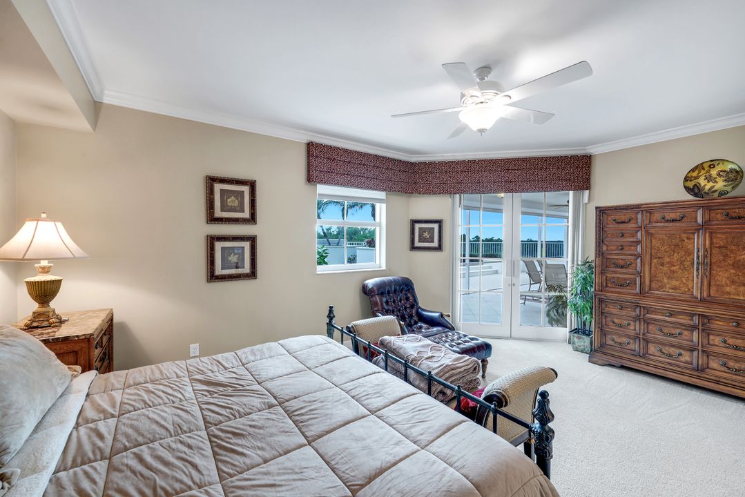 295 Grande Way #T03, Naples, FL 34110