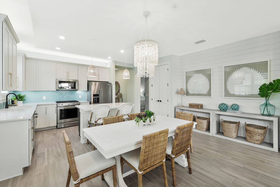 12401 Canal Grande Dr, Fort Myers, FL 33913