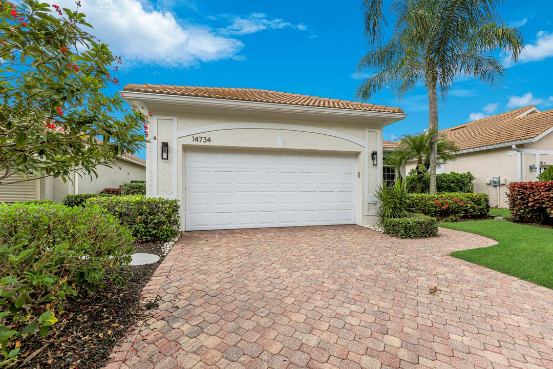 14734 Glen Eden Dr, Naples, FL 34110