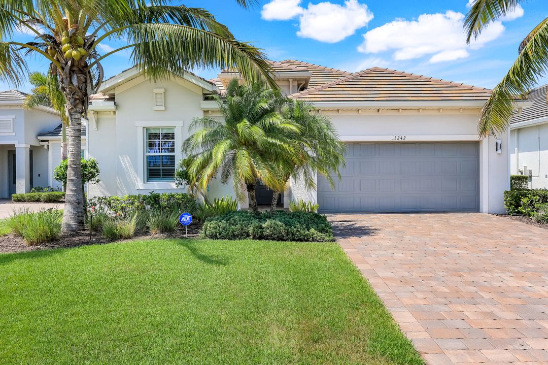 15242 Blue Bay Cir, Miromar Lakes, FL 33913