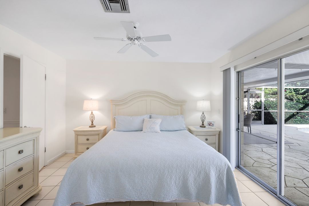 623 98th Ave N, Naples, FL 34108