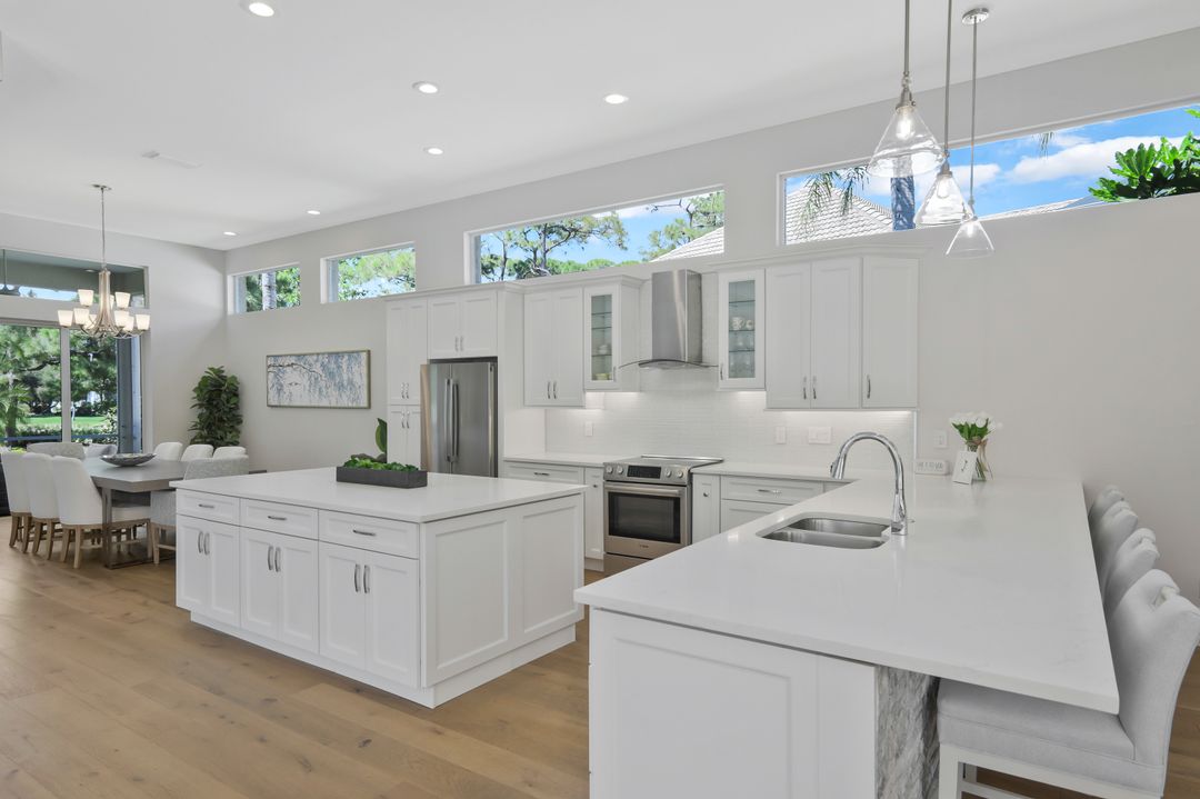 109 Greenfield Ct, Naples, FL 34110