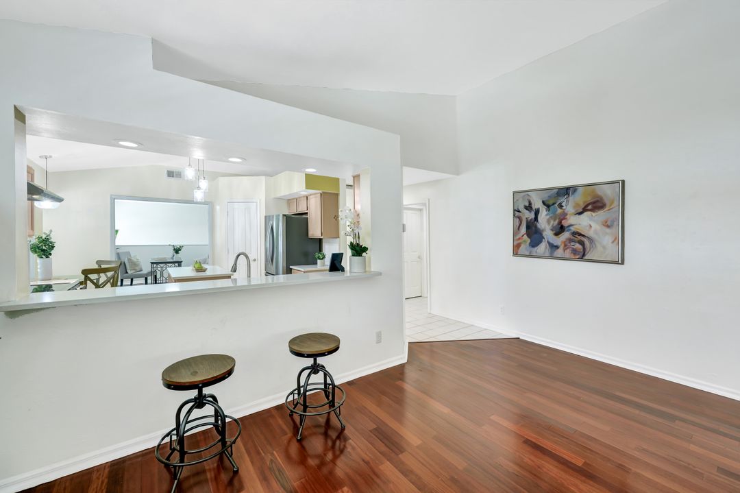 2811 Aintree Ln  #E204, Naples, FL 34112