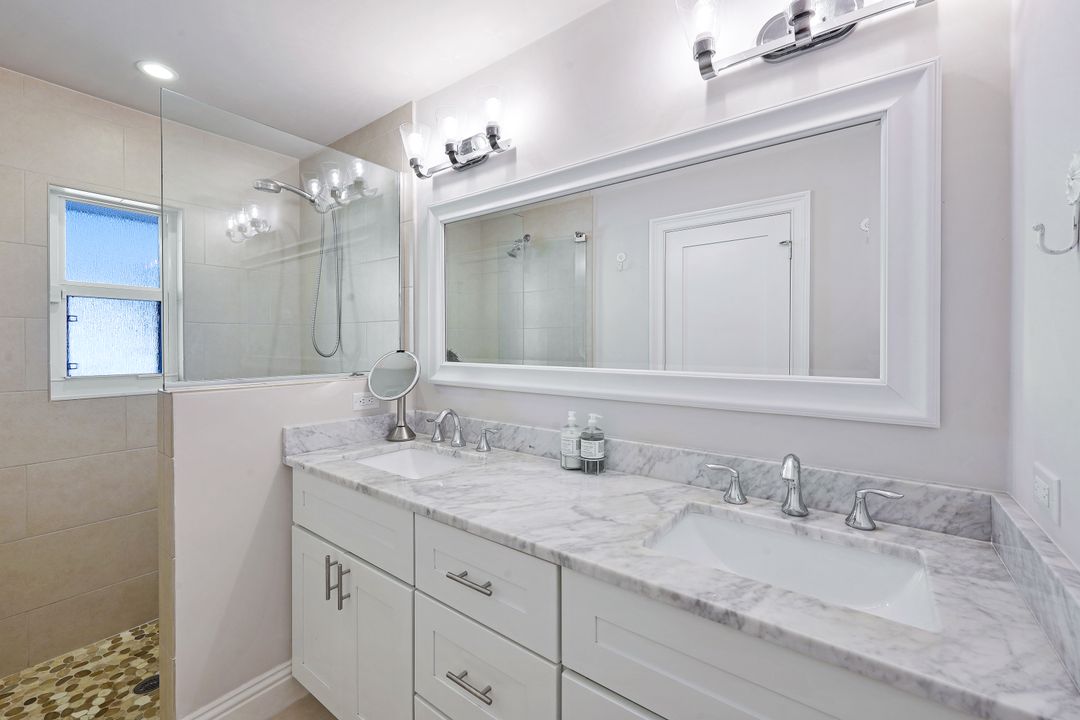 230 Geranium Ct, Marco Island, FL 34145