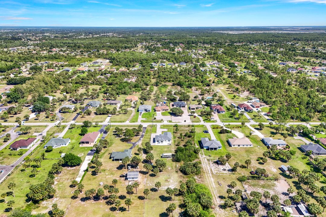 3460 20th Ave NE, Naples, FL 34120