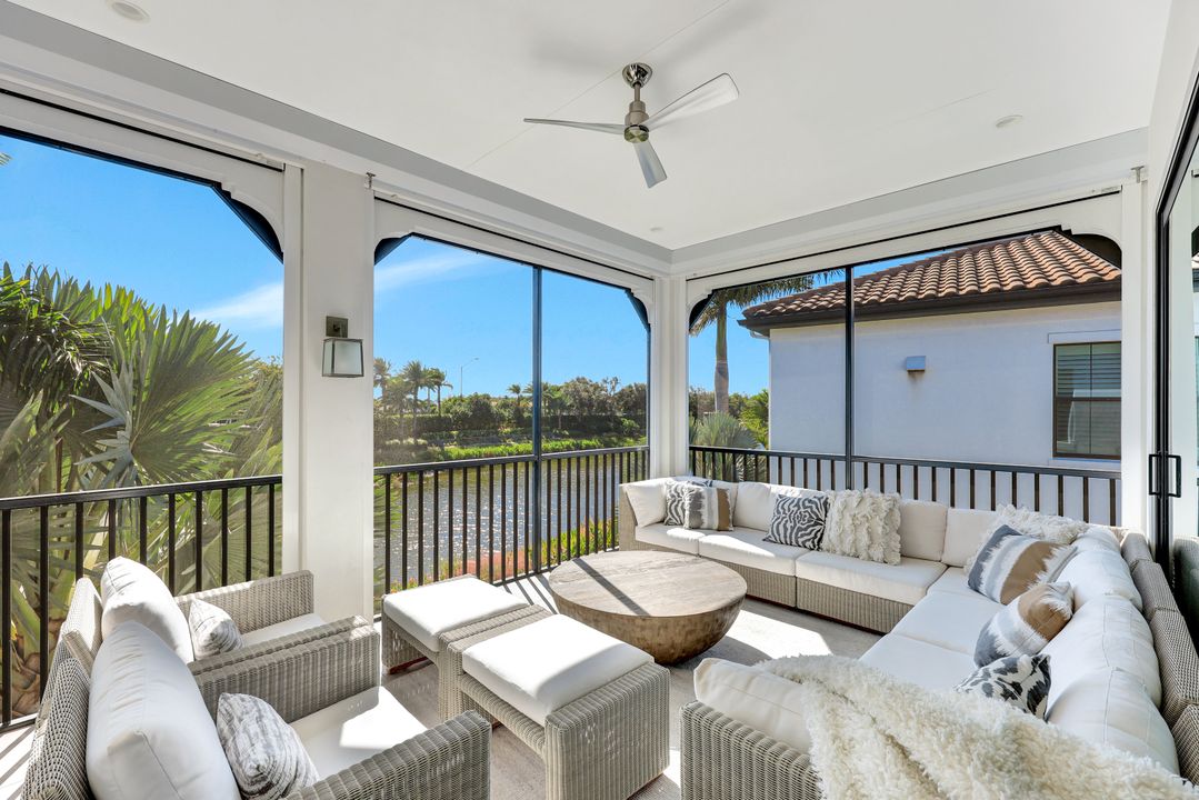 16350 Corsica Way #202, Naples, FL 34110