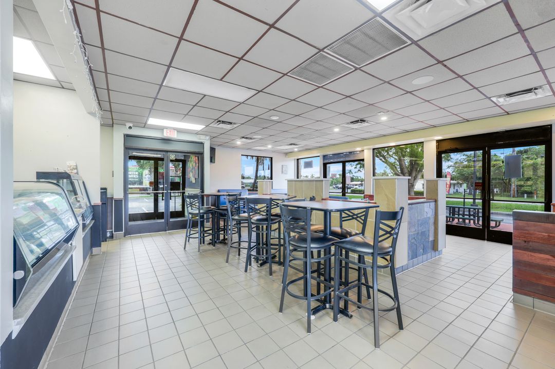 10493 Stringfellow Rd, Bokeelia, FL 33922