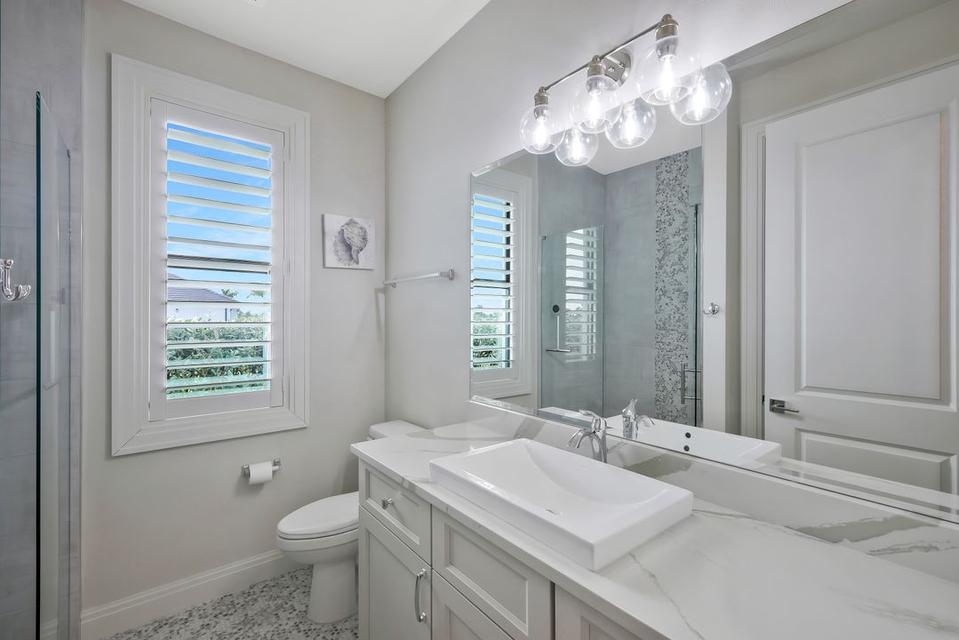 16808 Lady Diana Ct, Cape Coral, FL 33991