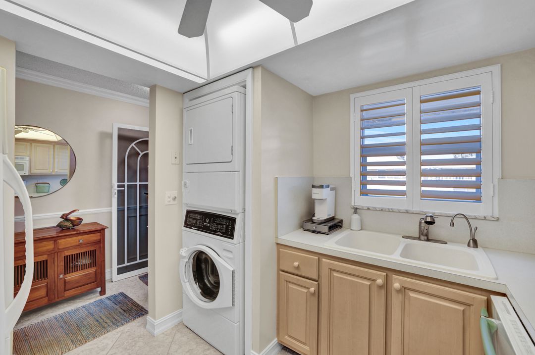 325 Charlemagne Blvd #C204, Naples, FL 34112