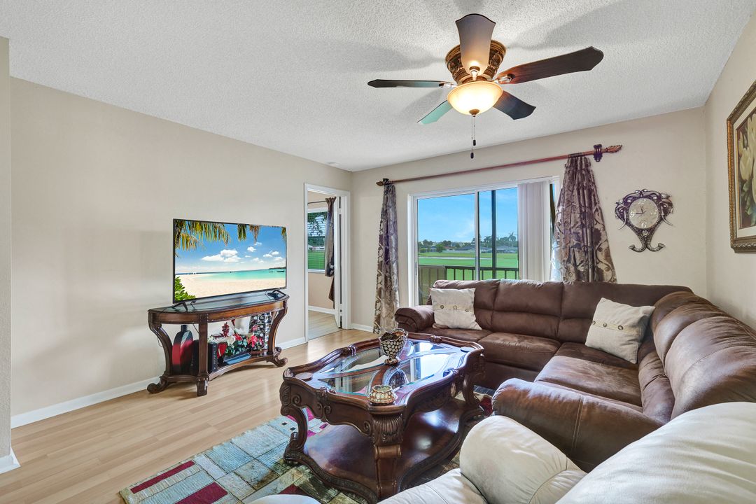 4346 27th Ct SW #201, Naples, FL 34116