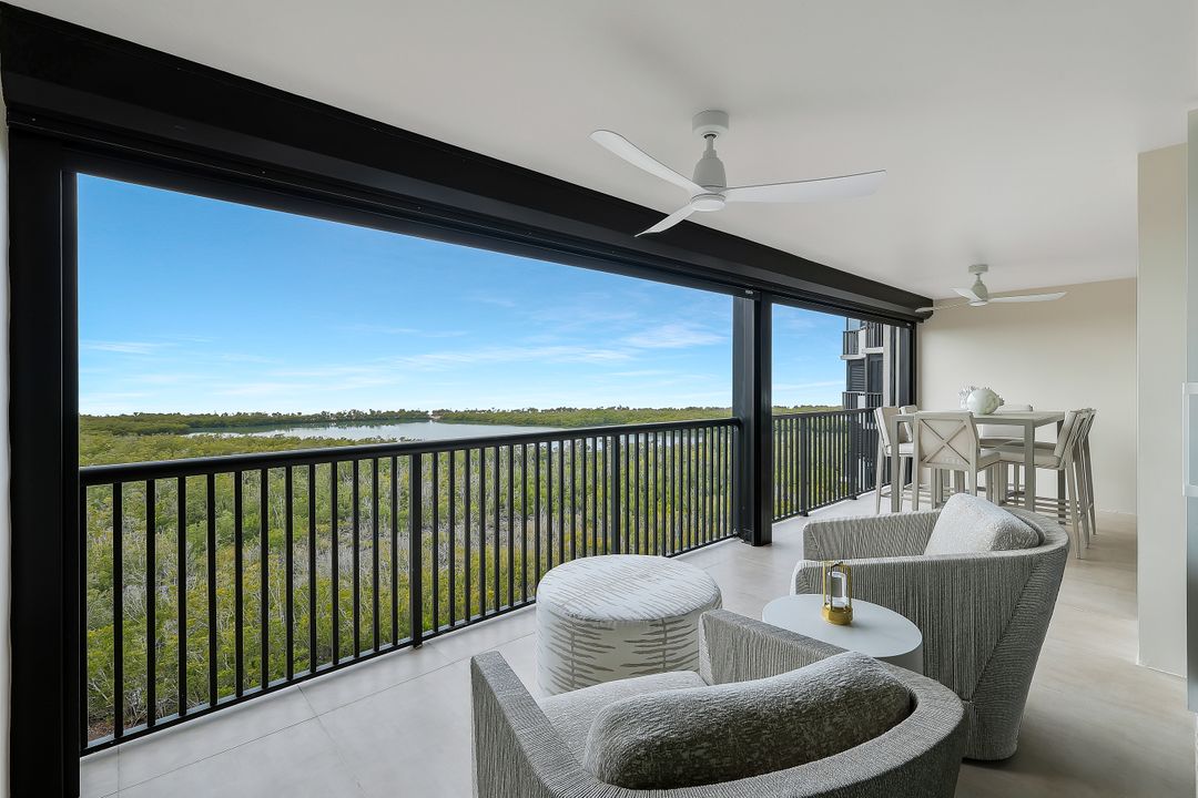 6825 Grenadier Blvd #1103, Naples, FL 34108