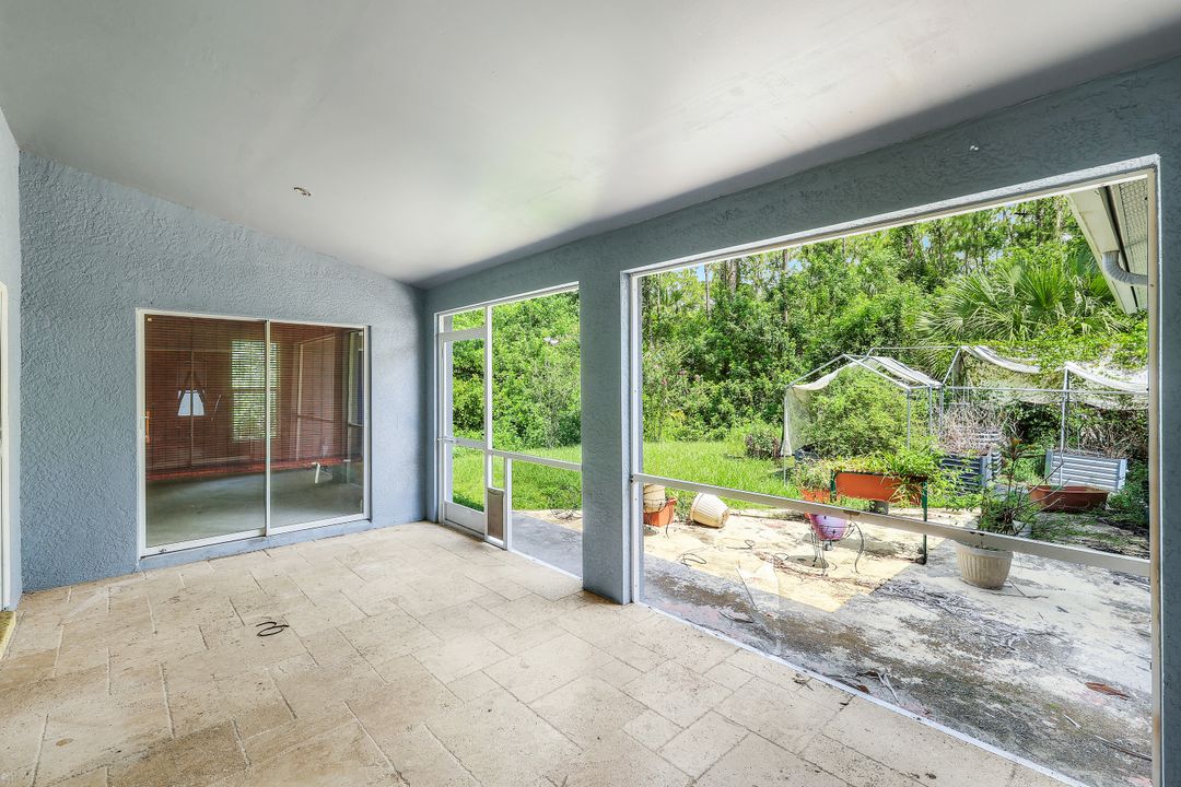 341 41st Ave NE, Naples, FL 34120