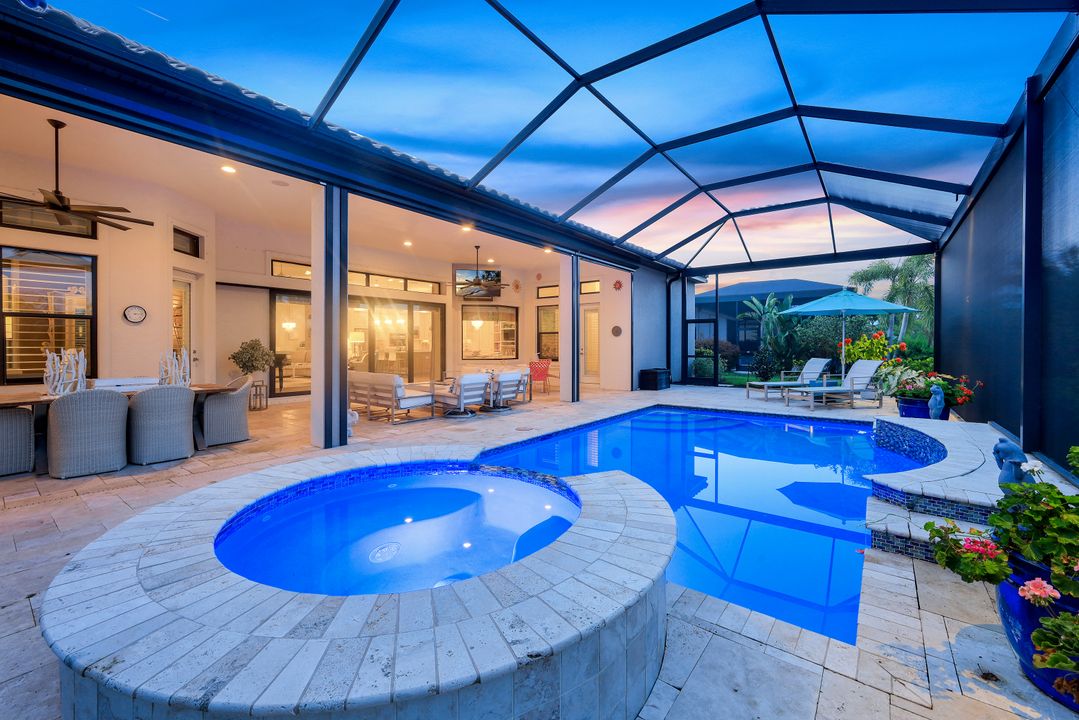 8668 Amour Ct, Naples, FL 34119