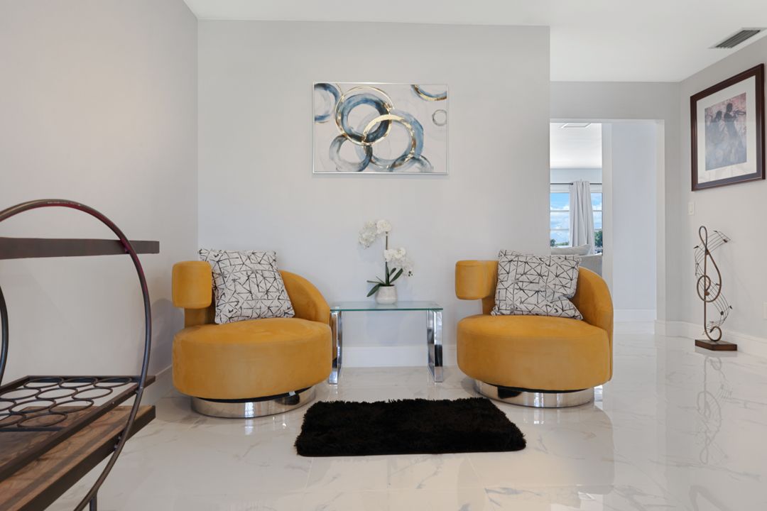4530 Vinsetta Ave, North Fort Myers, FL 33903