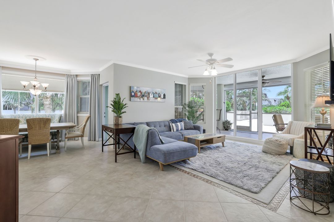 315 Dunes Blvd #T01, Naples, FL 34110