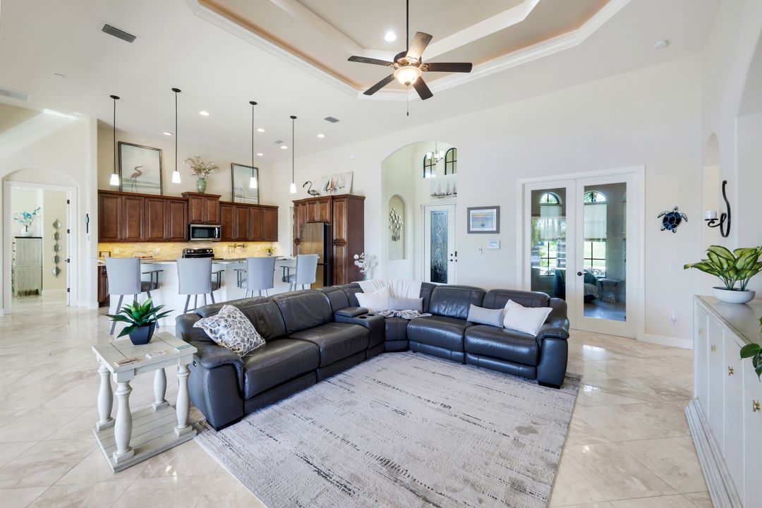 2208 NW 38th Pl, Cape Coral, FL 33993