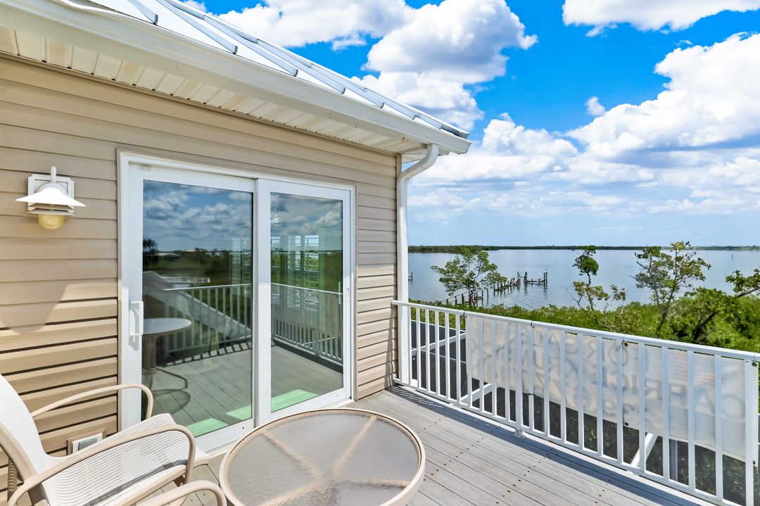21500-21504 Indian Bayou Dr, Fort Myers Beach, FL 33931