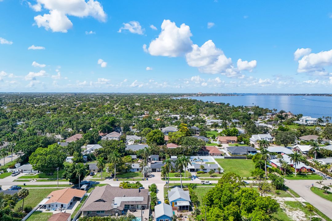 8327 Riviera Ave, Fort Myers, FL 33919