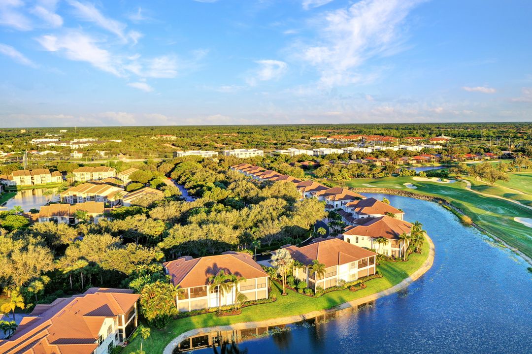 3220 Hamlet Dr #4, Naples, FL 34105