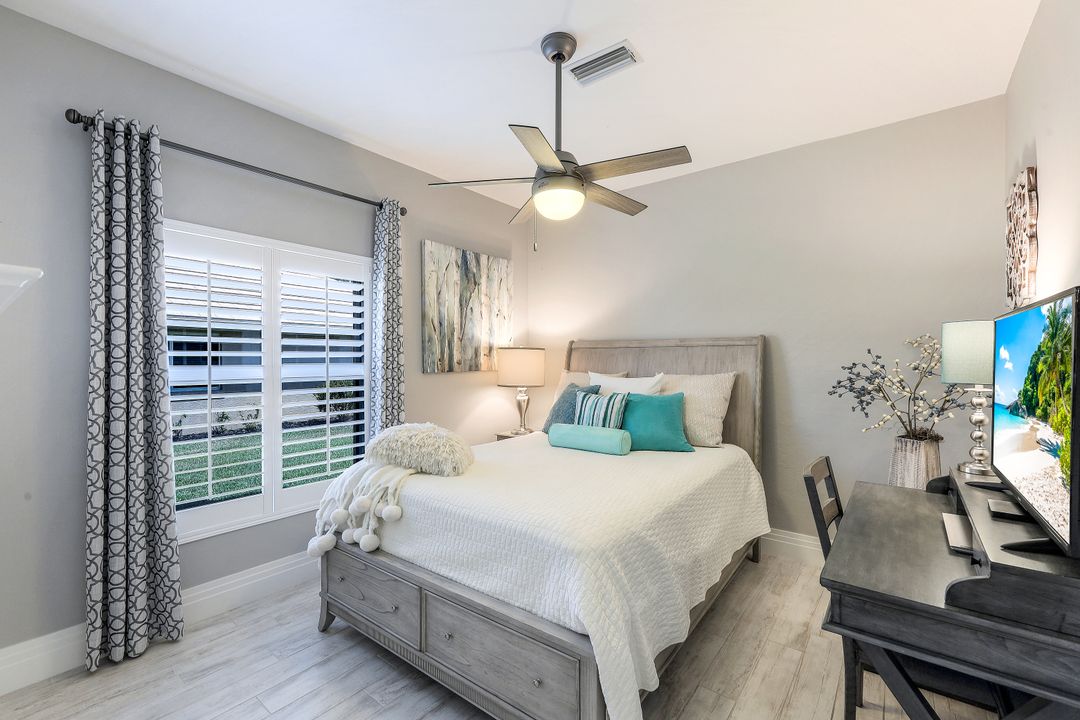 3730 Lakemont Dr, Bonita Springs, FL 34134