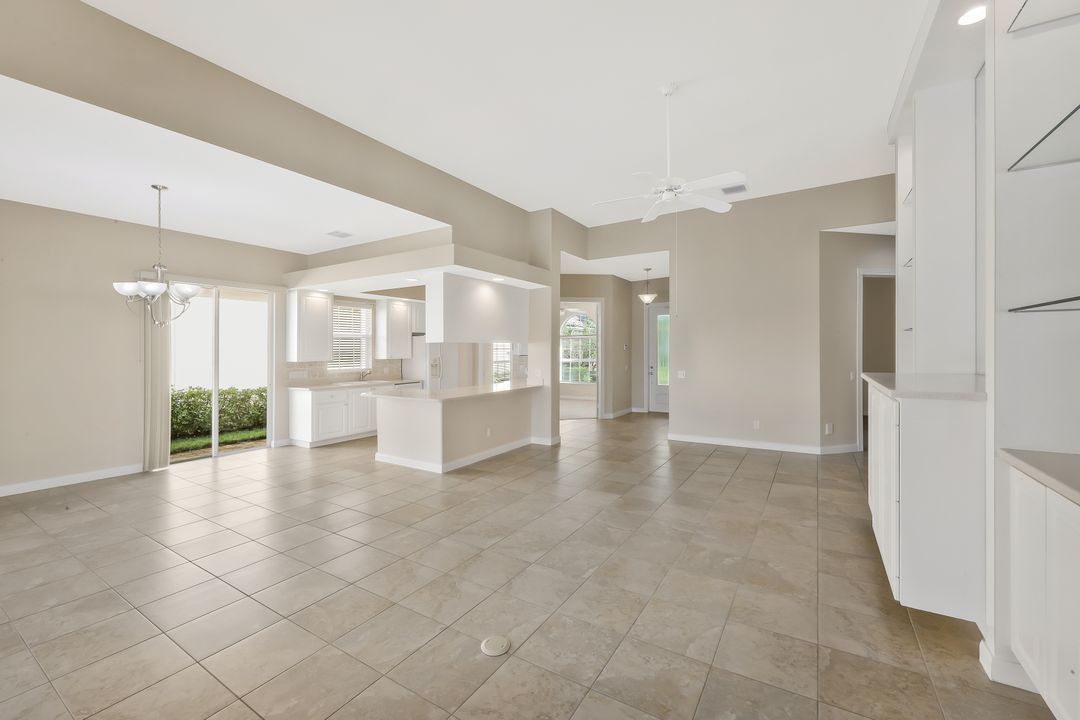 28348 Nautica Ln, Bonita Springs, FL 34135