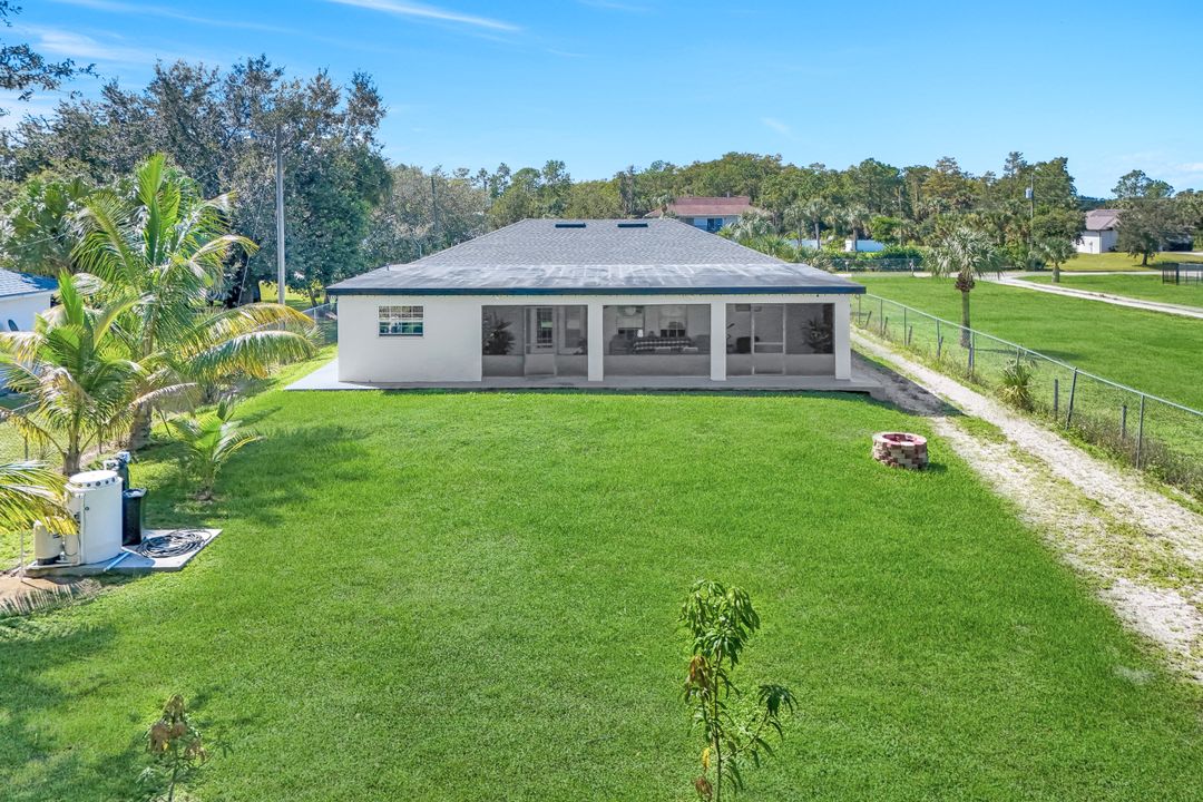 3421 24th Ave NE, Naples, FL 34120