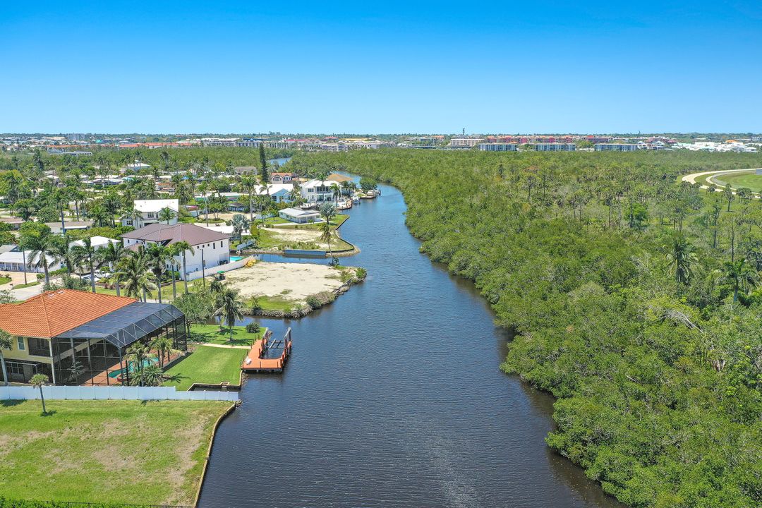 2182 Anchorage Ln #A, Naples, FL 34104