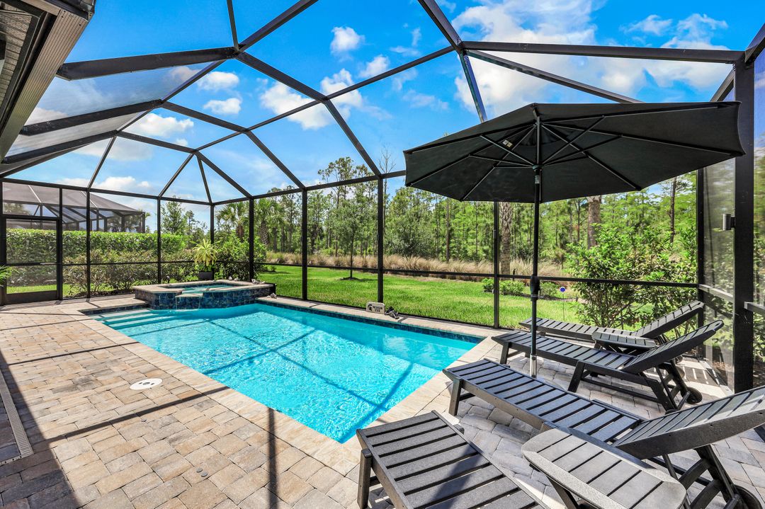 7692 Winding Cypress Dr, Naples, FL 34114