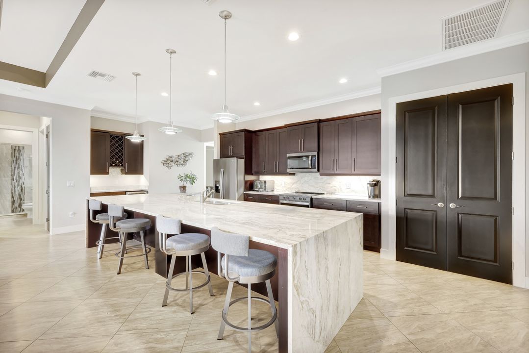 4636 NW 33rd Ln, Cape Coral, FL 33993