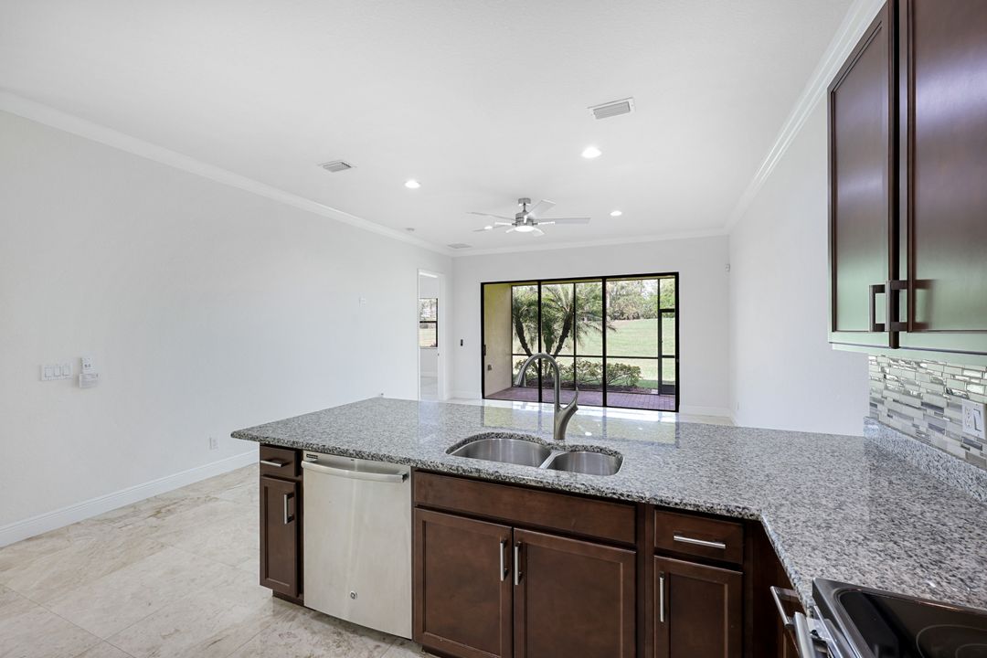 11992 Five Waters Cir, Fort Myers, FL 33913