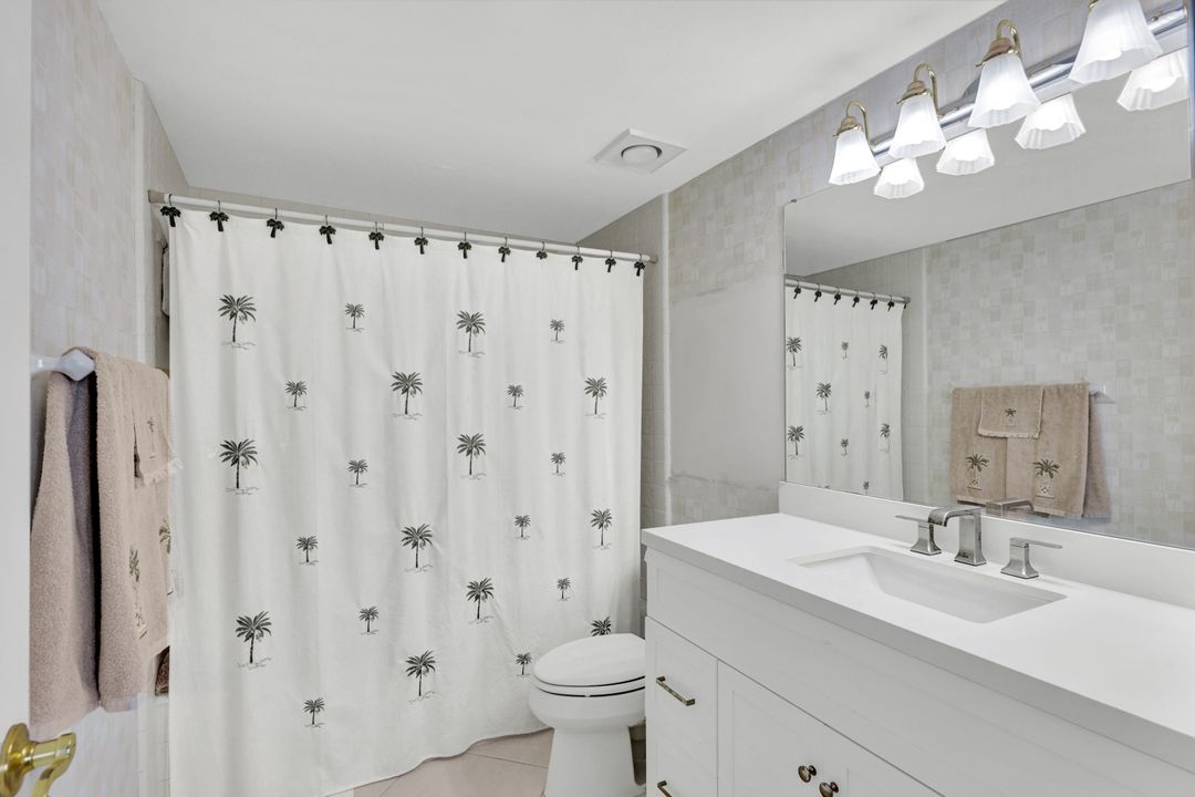 220 S Collier Blvd #PH C, Marco Island, FL 34145