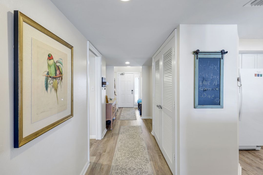 21 Bluebill Ave  #905, Naples, FL 34108