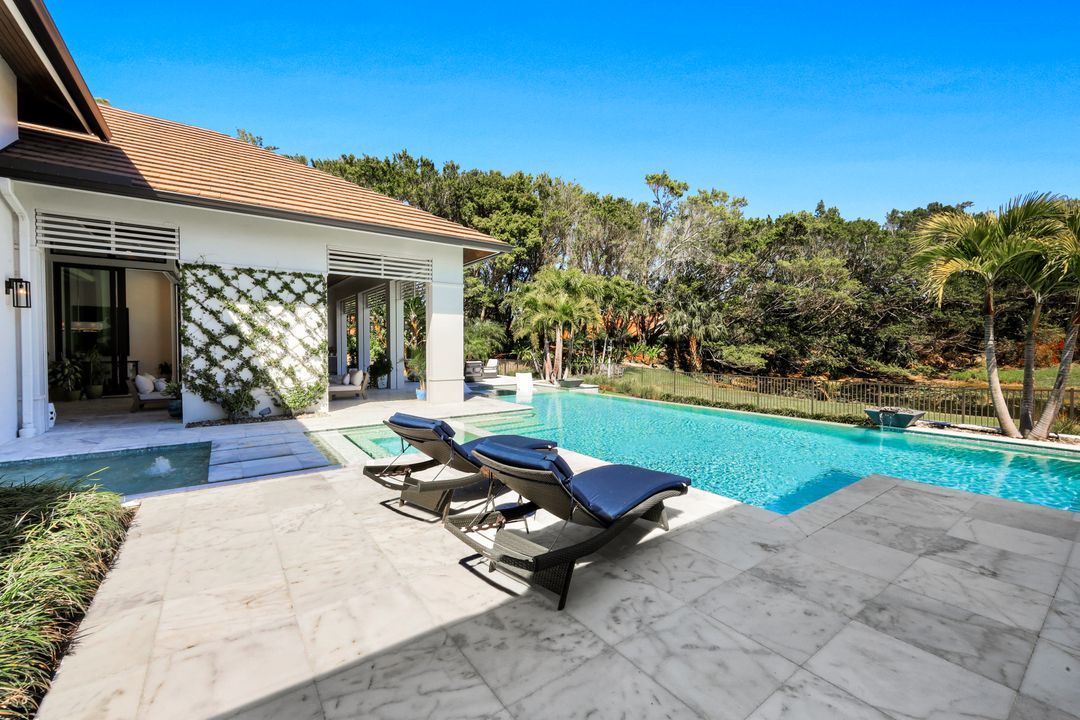 2818 Thistle Way, Naples, FL 34105