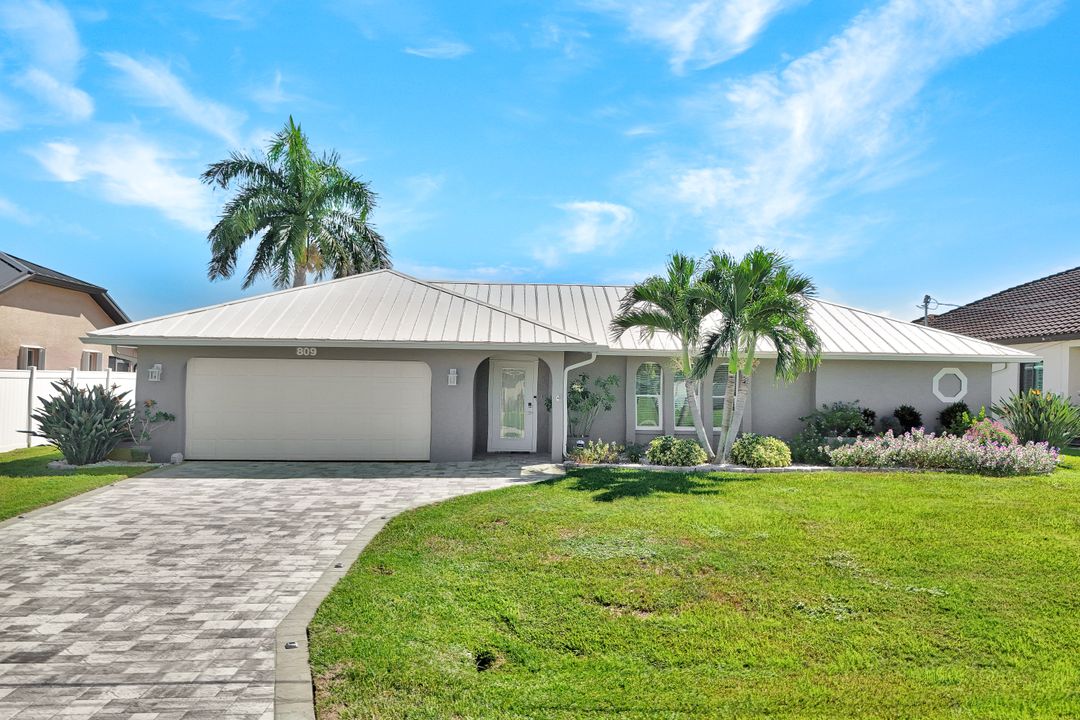 809 SW 2nd Ave, Cape Coral, FL 33991