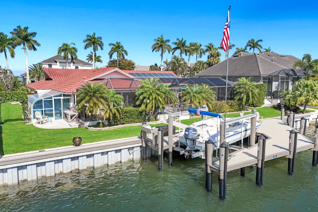 248 Polynesia Ct, Marco Island, FL 34145