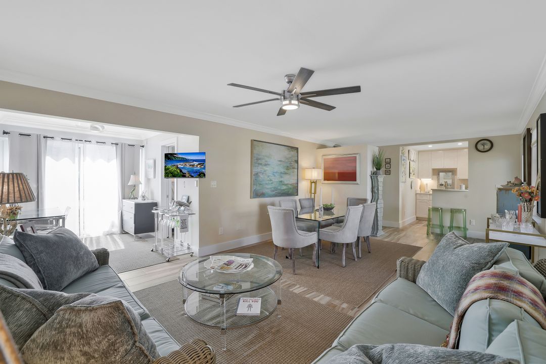 683 12th Ave S #683, Naples, FL 34102