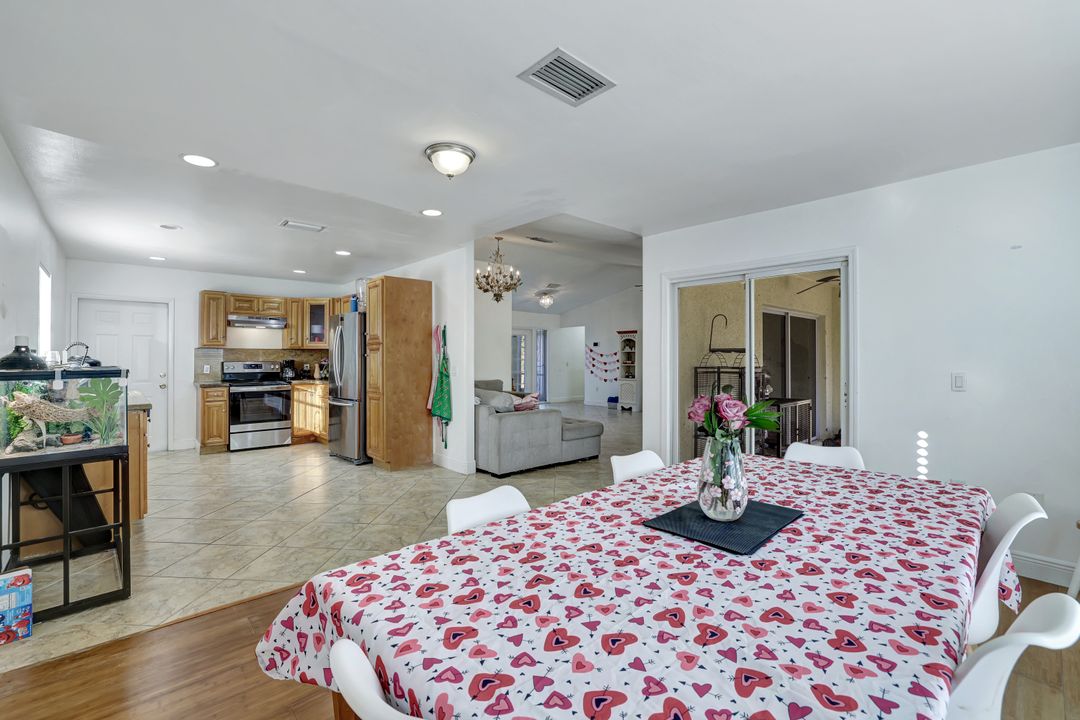 4090 32nd Ave SE, Naples, FL 34117