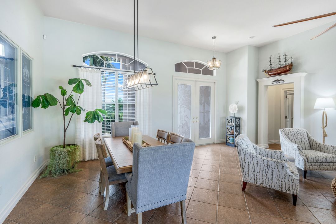 3214 SW 11th Pl, Cape Coral, FL 33914