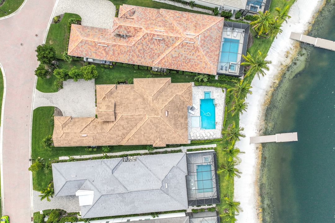 10461 Trevi Isle Wy, Miromar Lakes, FL 33913