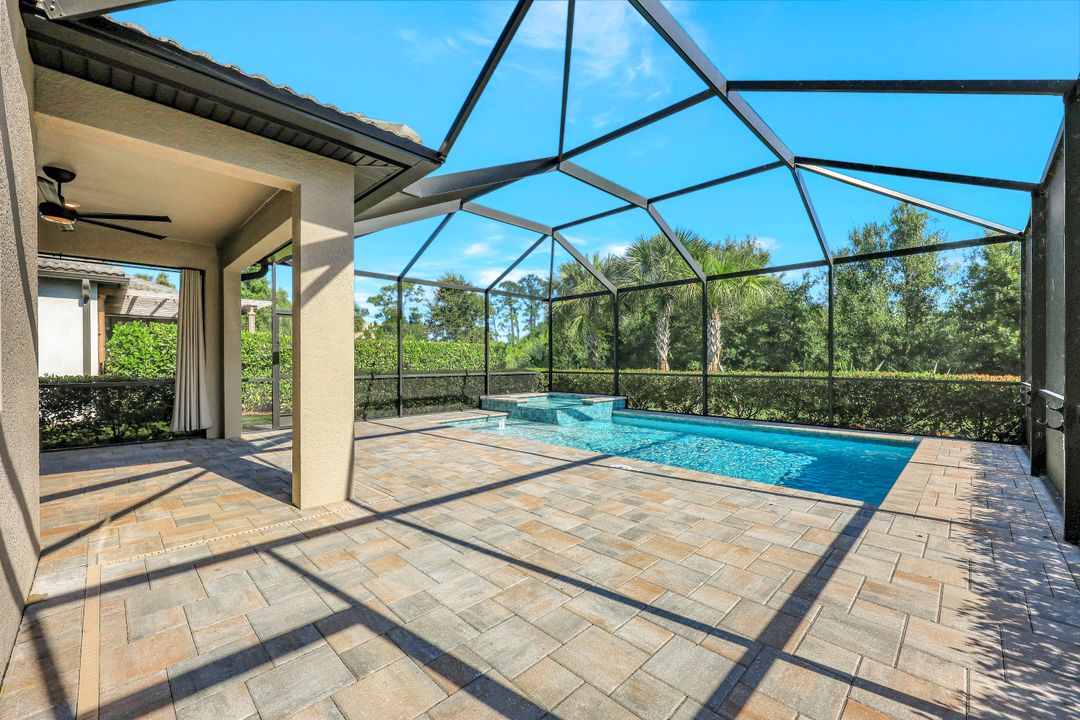 9034 Bexley Dr, Fort Myers, FL 33967