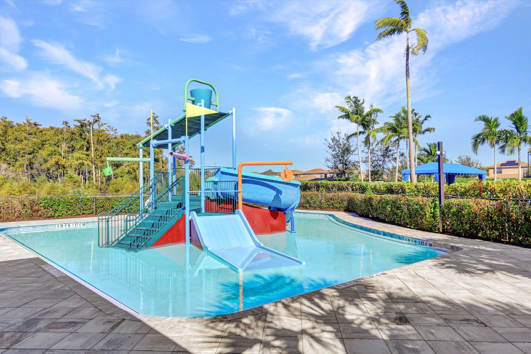 11773 Meadowrun Cir, Fort Myers, FL 33913