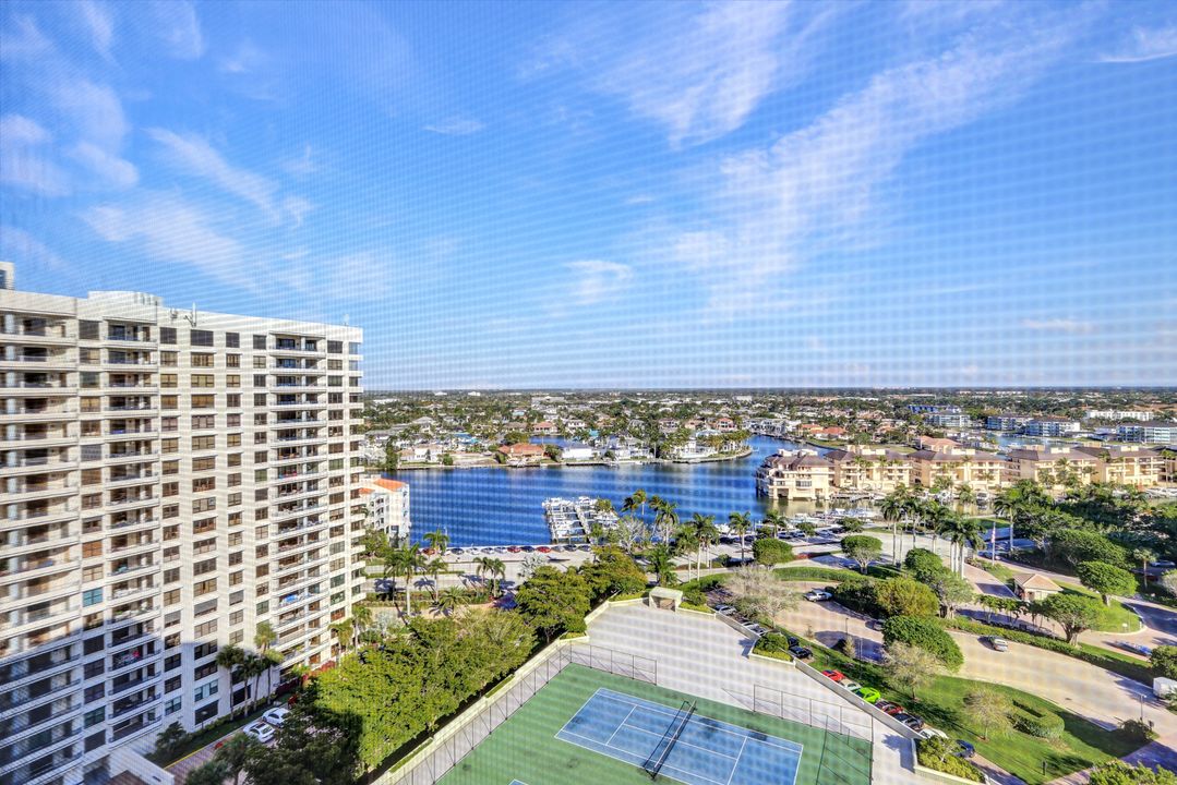 4401 Gulf Shore Blvd N, Naples, FL 34103